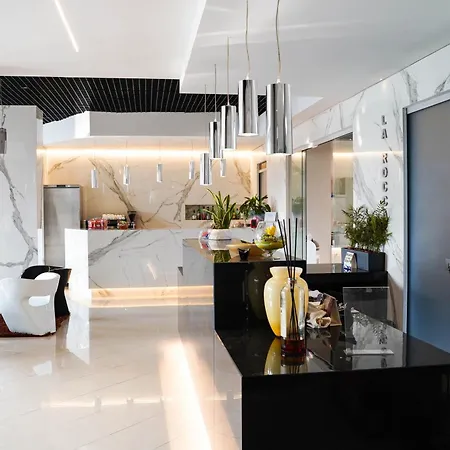 La Rocca נוגרולה רוקה