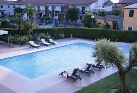 ホテル La Rocca ノガローレ・ロッカ